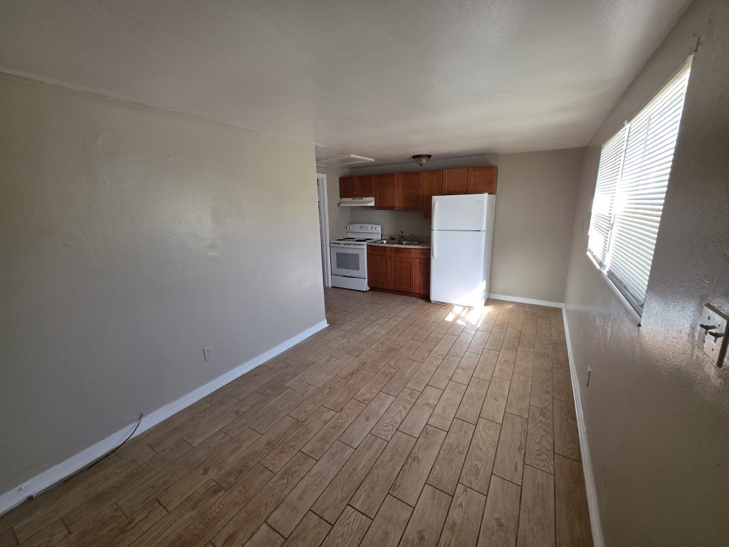 112 S Hilltop Rd #2