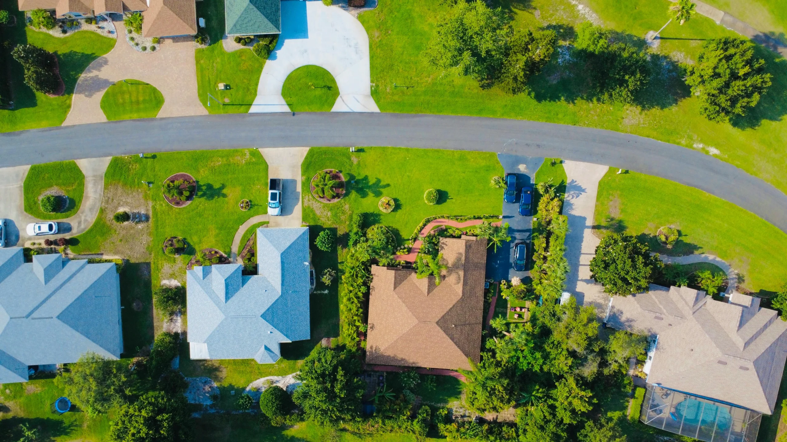 Aerial view of Florida homes in neighborhood