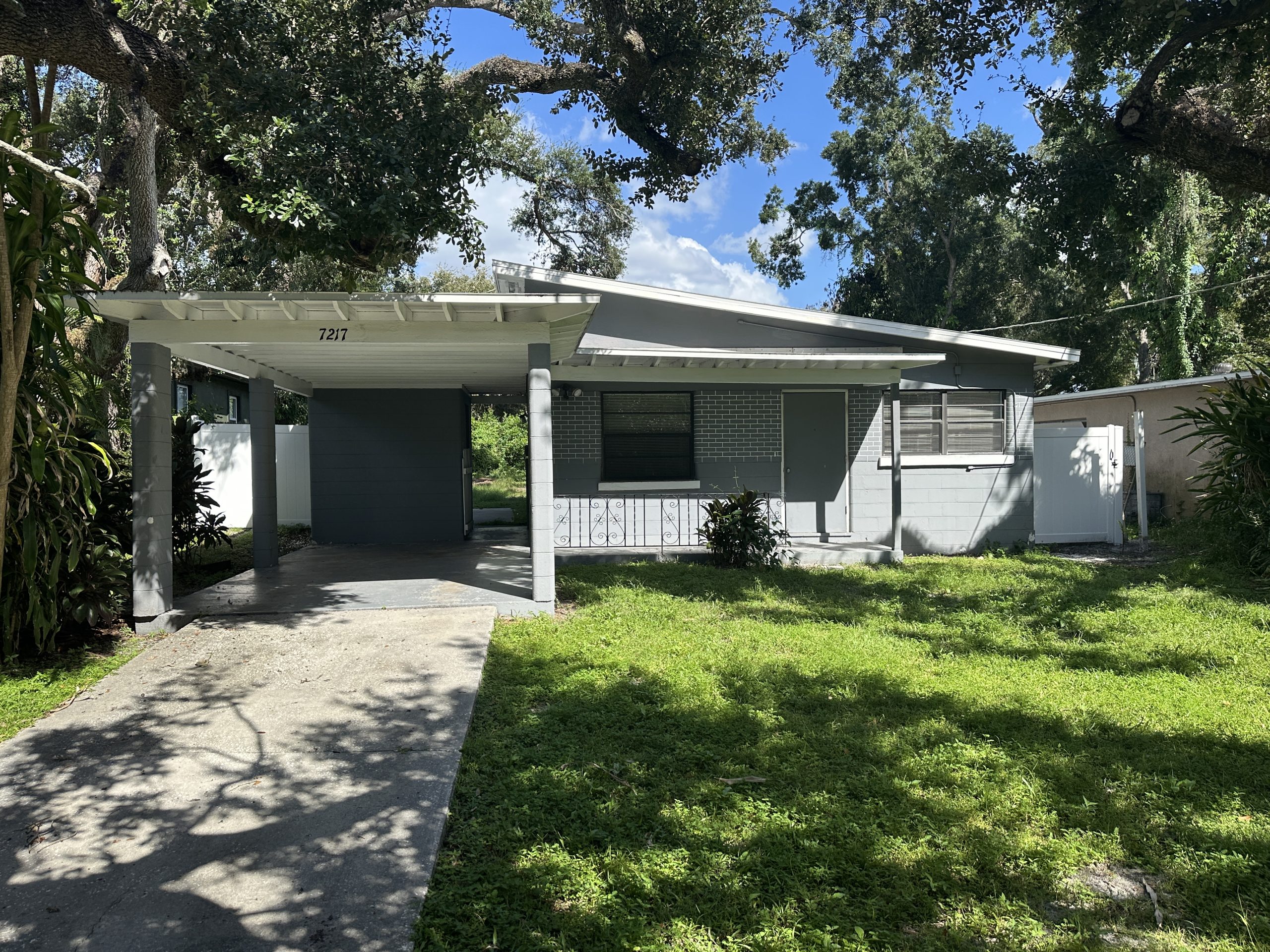Florida home for rent 7217 N Ola Ave  Tampa FL
