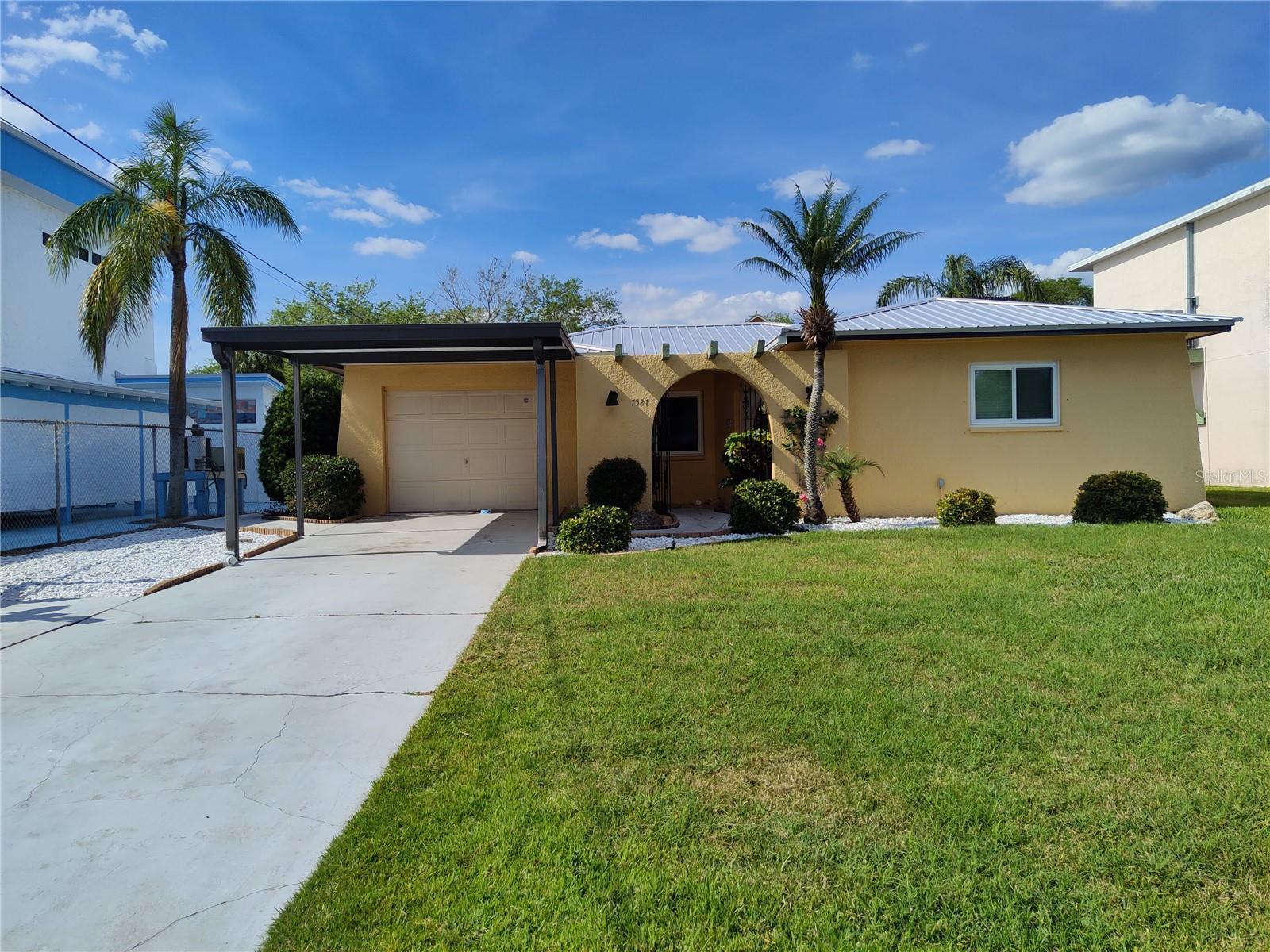Florida home for rent 7527 Hatteras Dr Hudson FL, 34667